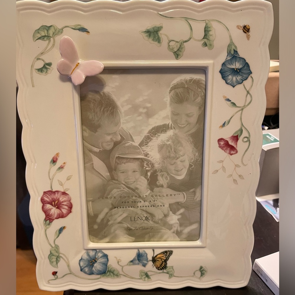 Lenox Vintage Butterfly Meadow Colors Frame